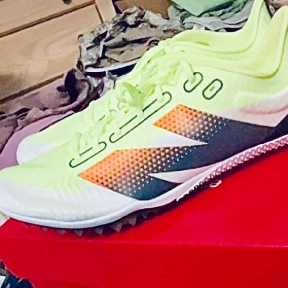 NB FuelCell SD100 V5 Track & Field Shoes M12 W13.5 Spikes Soccer Cleats FB NEW - Picture 9 of 16